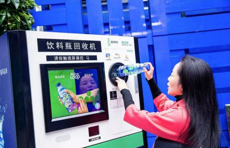 國內（nèi）食品（pǐn）飲料企業搶占（zhàn）“碳”機遇