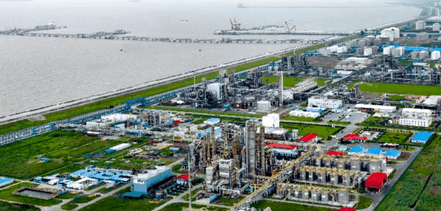 瞄準1700億！上海（hǎi）化工區打（dǎ）造（zào）世界級高端化學品產（chǎn）業新高地