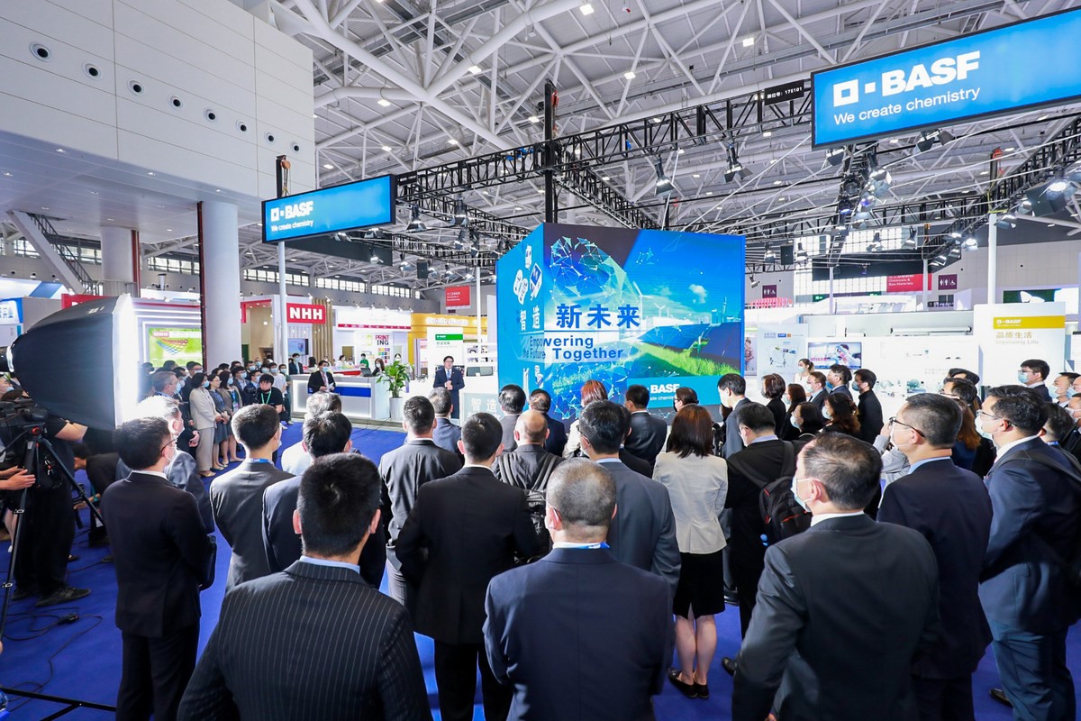 巴斯夫（fū）以客戶需（xū）求為導向展示“智造新未來”